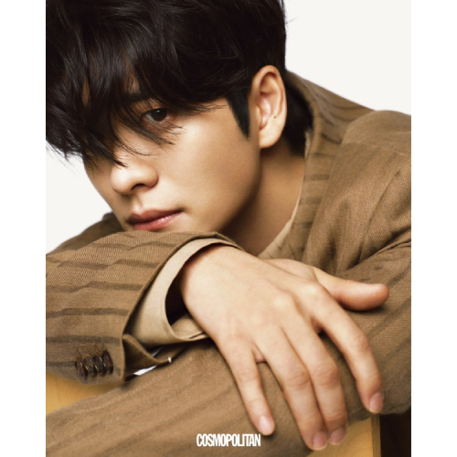 (カン・テオ) COSMOPOLITAN 2025.11月号