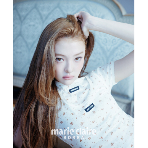 (パク・ソジュン) marie claire 2025.12月号