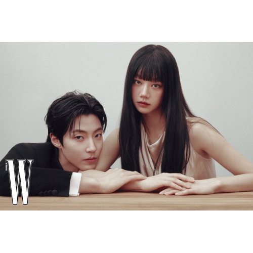 (ファン・イニョプ＆ヘリ) W KOREA 2026.8月号