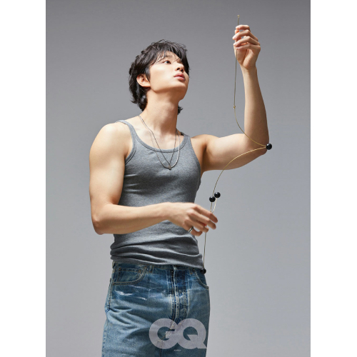 (ビョン・ウソク) GQ KOREA 2026.8月号